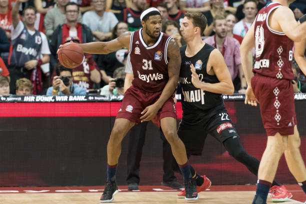 而库特哈德 而库特哈德